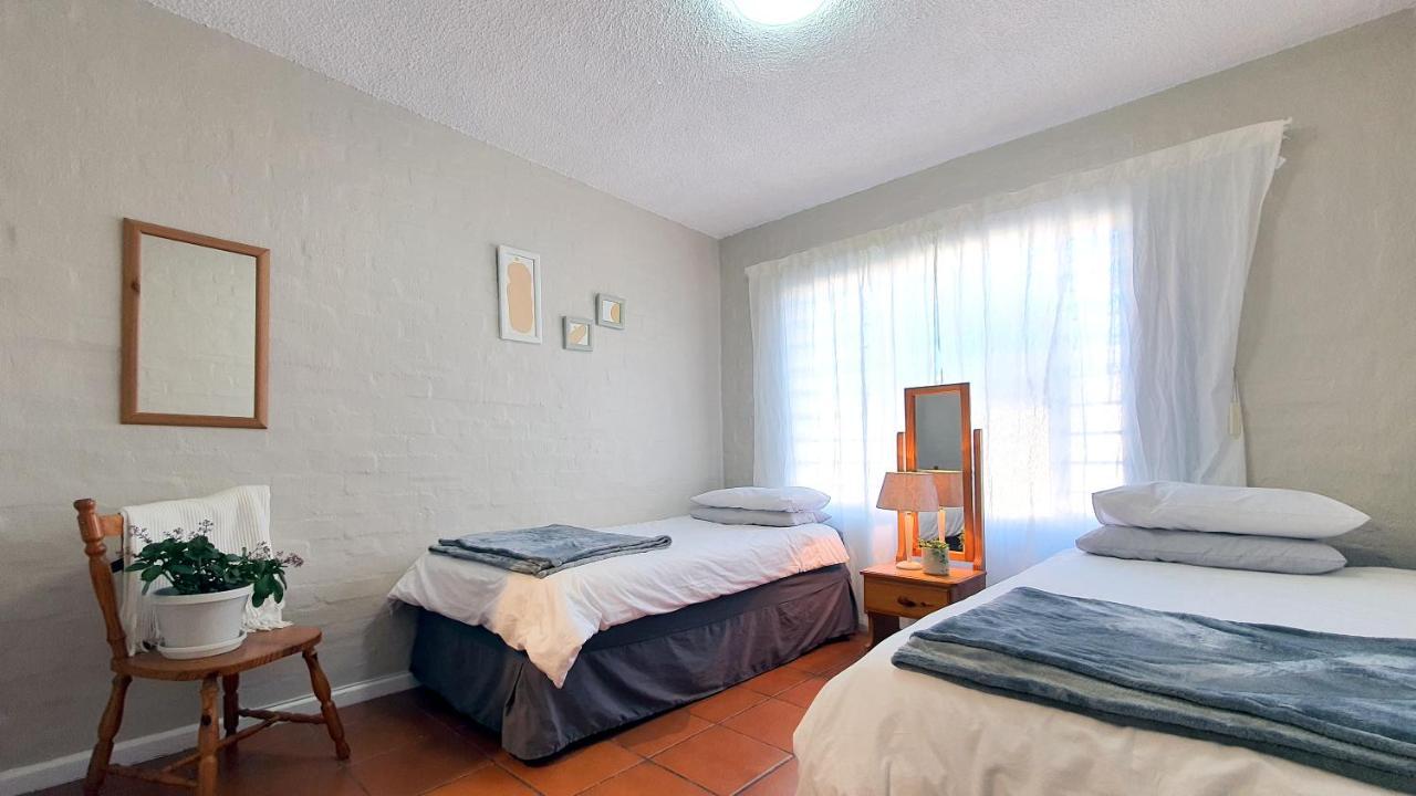 Escape To Paradise: Beachside Apartment เจฟฟรีส์เบย์ ภายนอก รูปภาพ